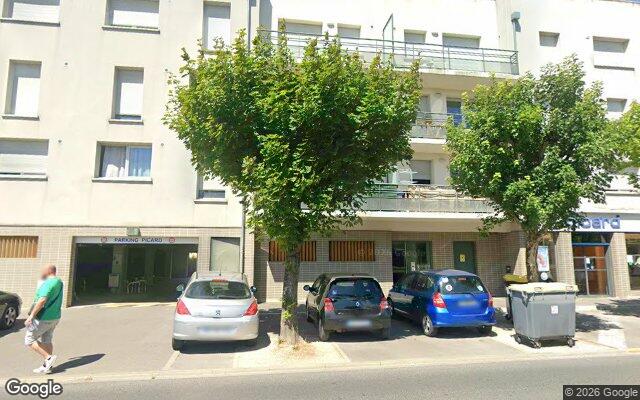 Façade : 138 boulevard Dauphinot, Reims