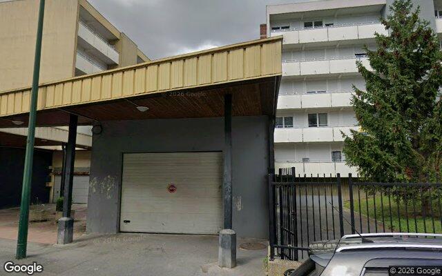 Façade : 7 rue Desbureaux, Reims